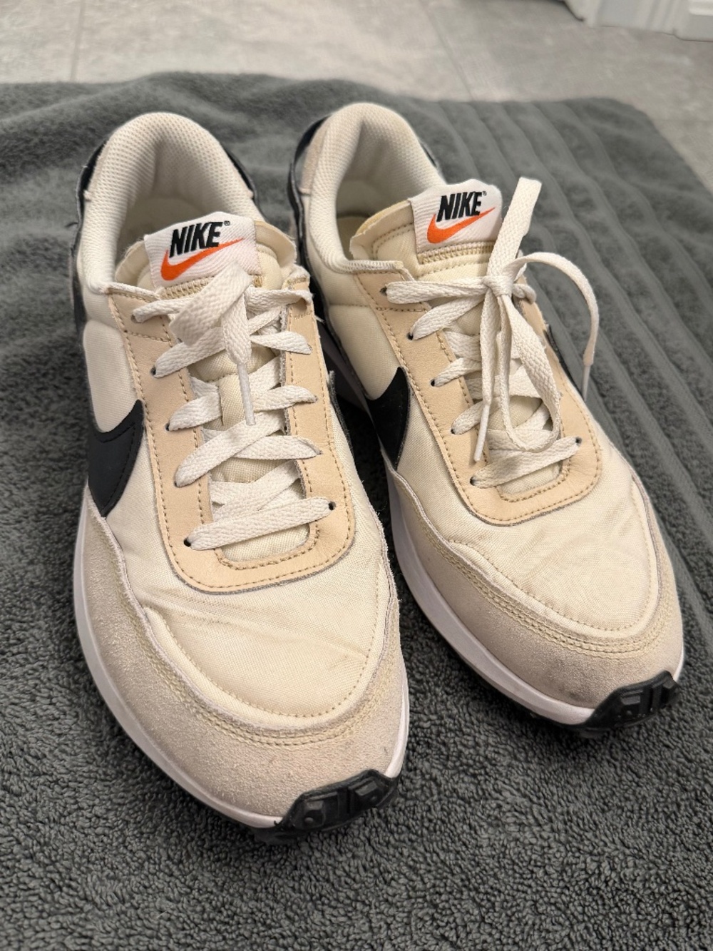 Women’s Nike Tennis Shoes